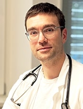 asist. Mark Kačar, dr. med.